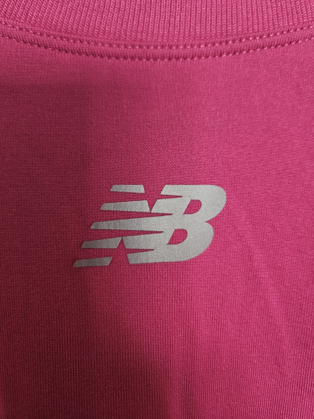 New Balance Bright Pink( Hot Pink ) Logo Tee Athletic - Picture 2 of 7